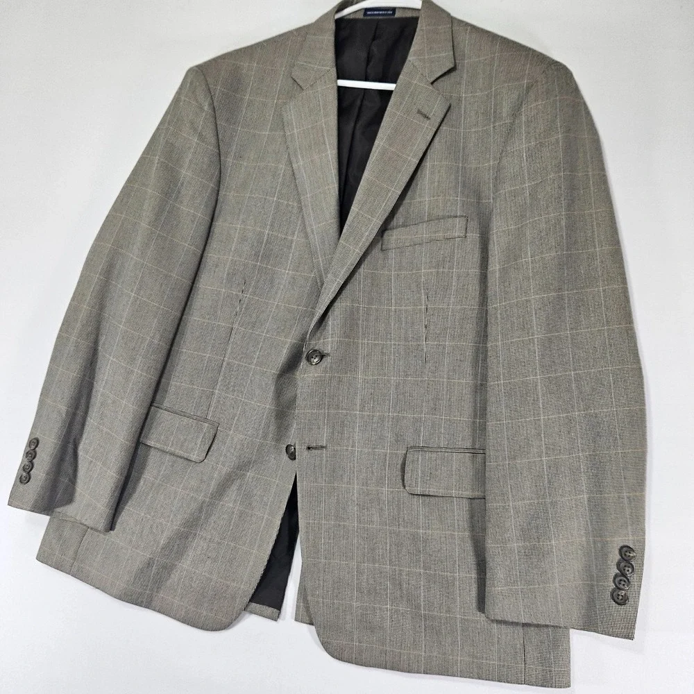 Stafford Essentials Mens Sport Coat Blazer Two Button Brown Plaid Poly Blend 44R